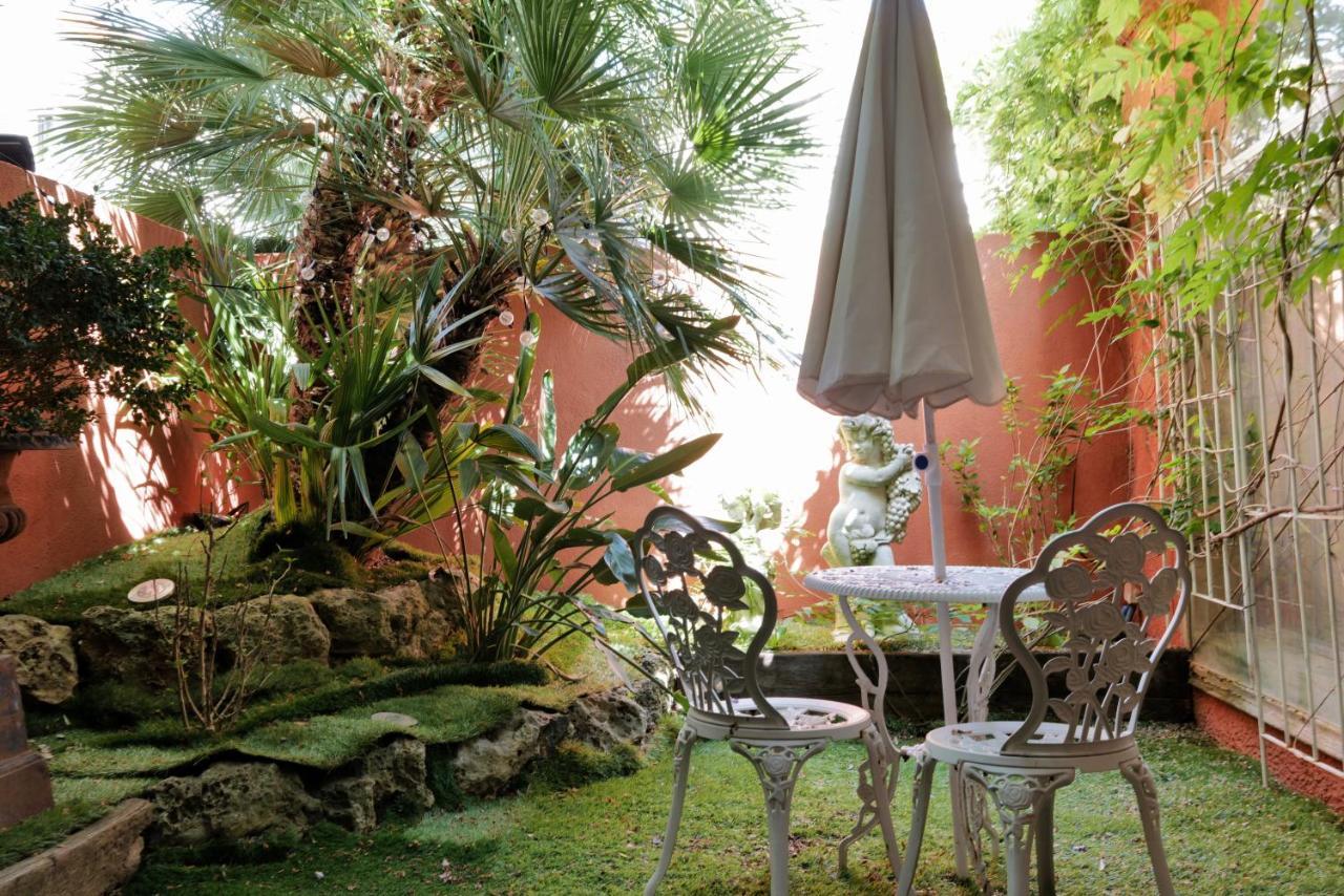 Lou Pitchoun Luxe Et Serenite Au Coeur De Saint-Tropez Suite Familiale Avec Chambre Separee Avec Jardin Enchanteur Pour 4 Adultes Et 1 Enfant Exterior photo