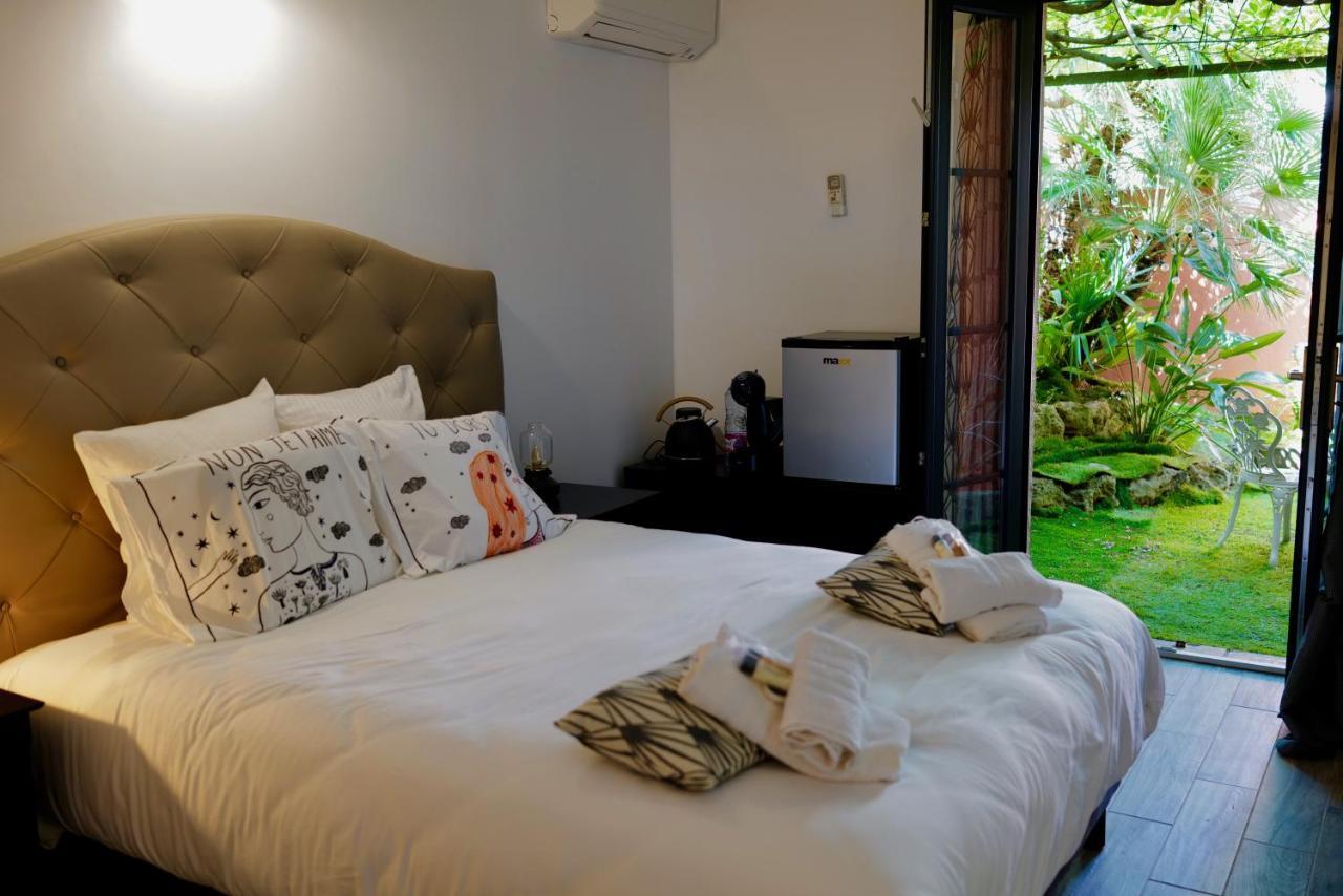 Lou Pitchoun Luxe Et Serenite Au Coeur De Saint-Tropez Suite Familiale Avec Chambre Separee Avec Jardin Enchanteur Pour 4 Adultes Et 1 Enfant Exterior photo