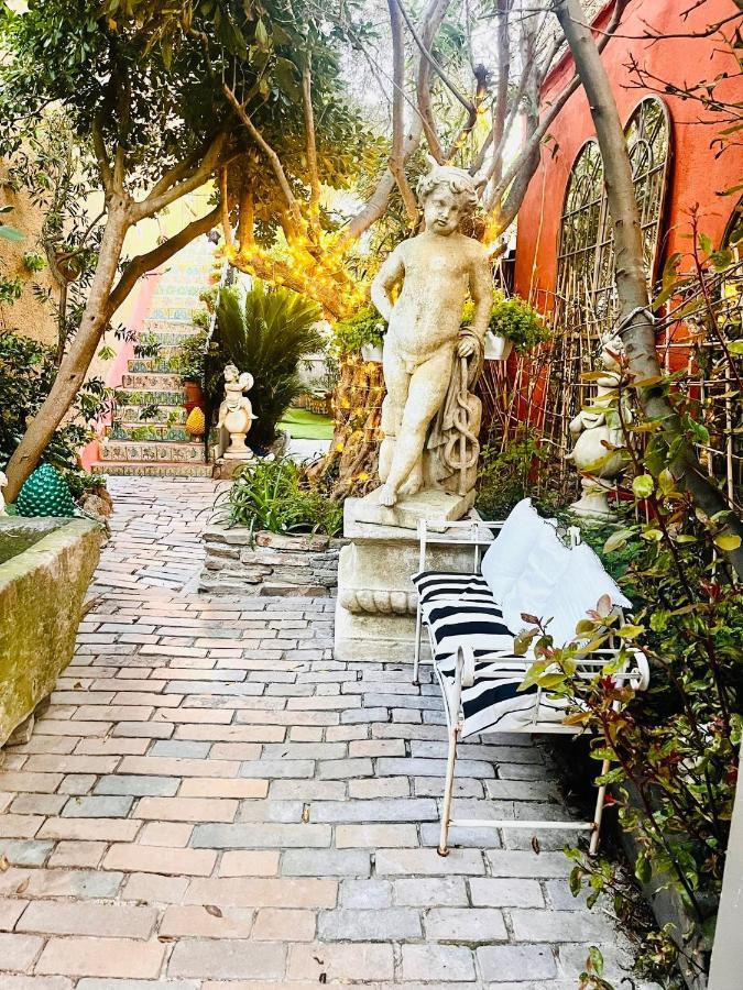 Lou Pitchoun Luxe Et Serenite Au Coeur De Saint-Tropez Suite Familiale Avec Chambre Separee Avec Jardin Enchanteur Pour 4 Adultes Et 1 Enfant Exterior photo