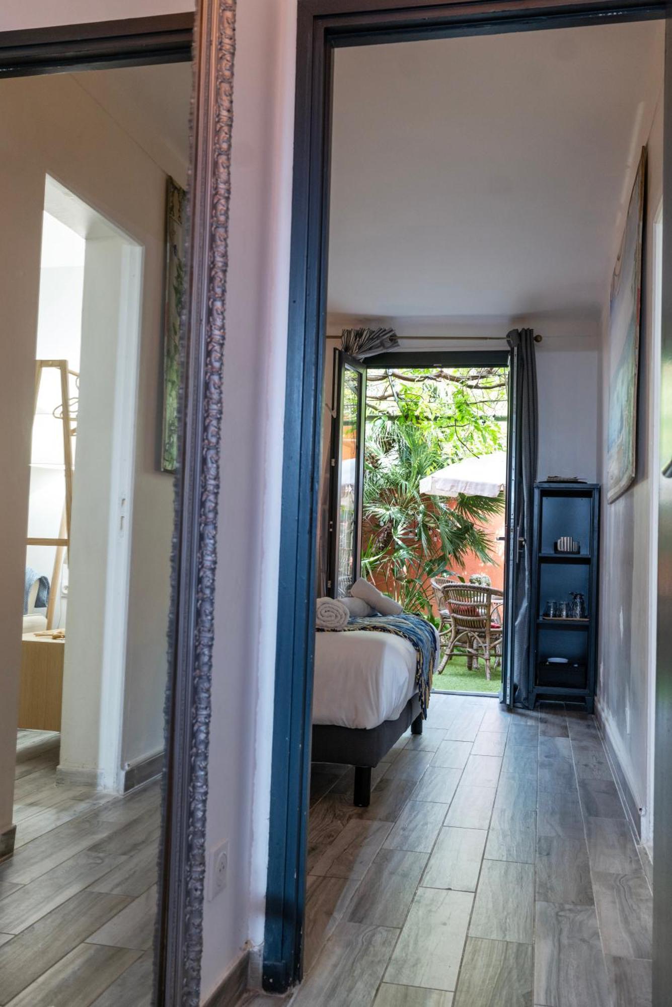 Lou Pitchoun Luxe Et Serenite Au Coeur De Saint-Tropez Suite Familiale Avec Chambre Separee Avec Jardin Enchanteur Pour 4 Adultes Et 1 Enfant Exterior photo