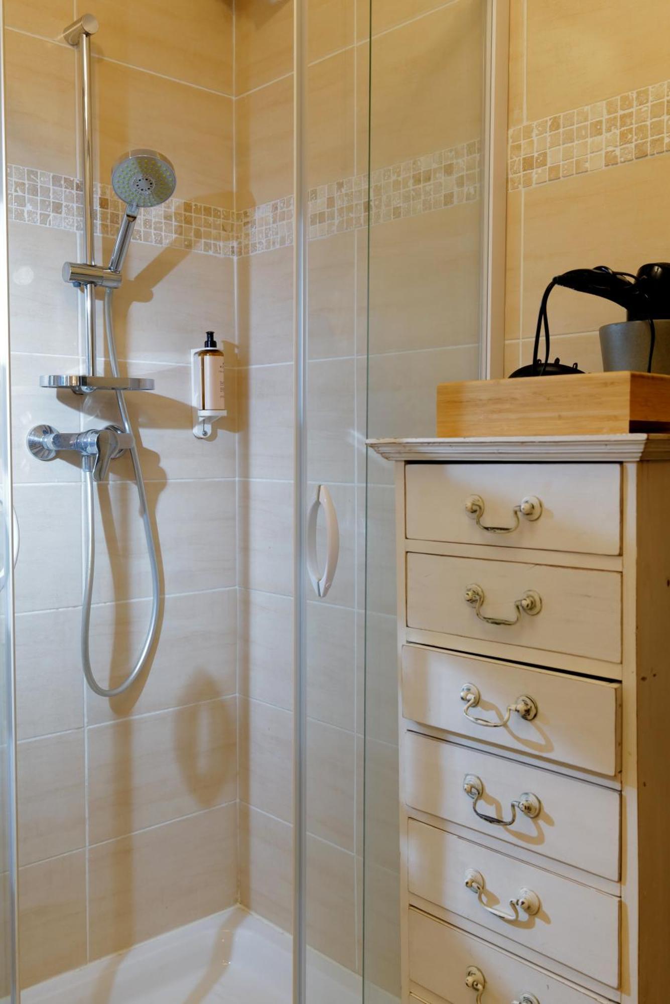 Lou Pitchoun Luxe Et Serenite Au Coeur De Saint-Tropez Suite Familiale Avec Chambre Separee Avec Jardin Enchanteur Pour 4 Adultes Et 1 Enfant Exterior photo